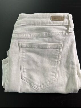 Woman’s Liverpool Ankle Skinny White Jeans Petite 12/31